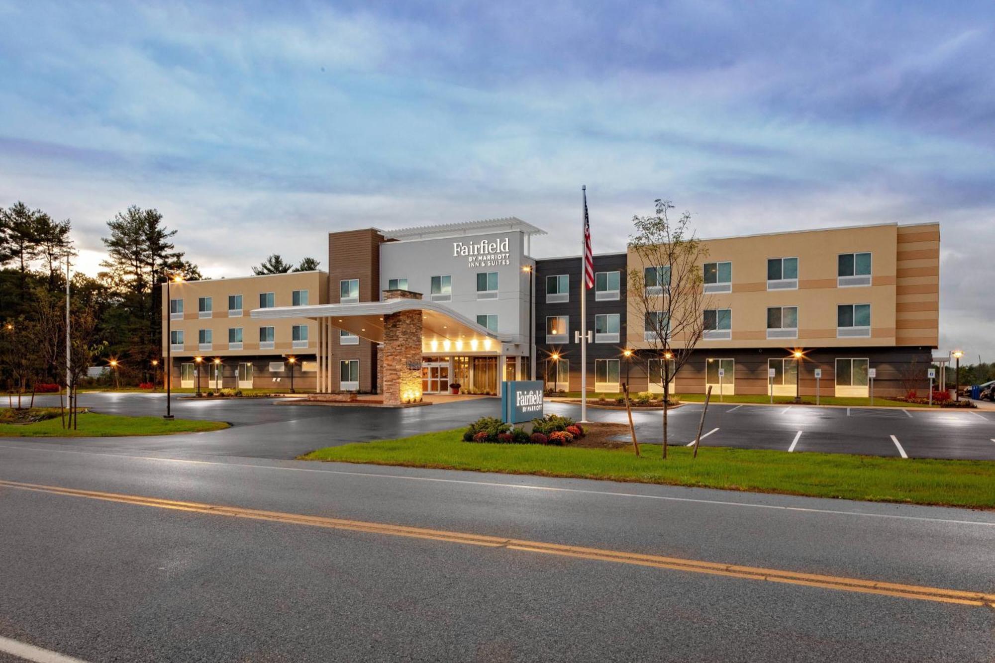 Fairfield Inn & Suites By Marriott Queensbury Glens Falls/Lake George Eksteriør billede